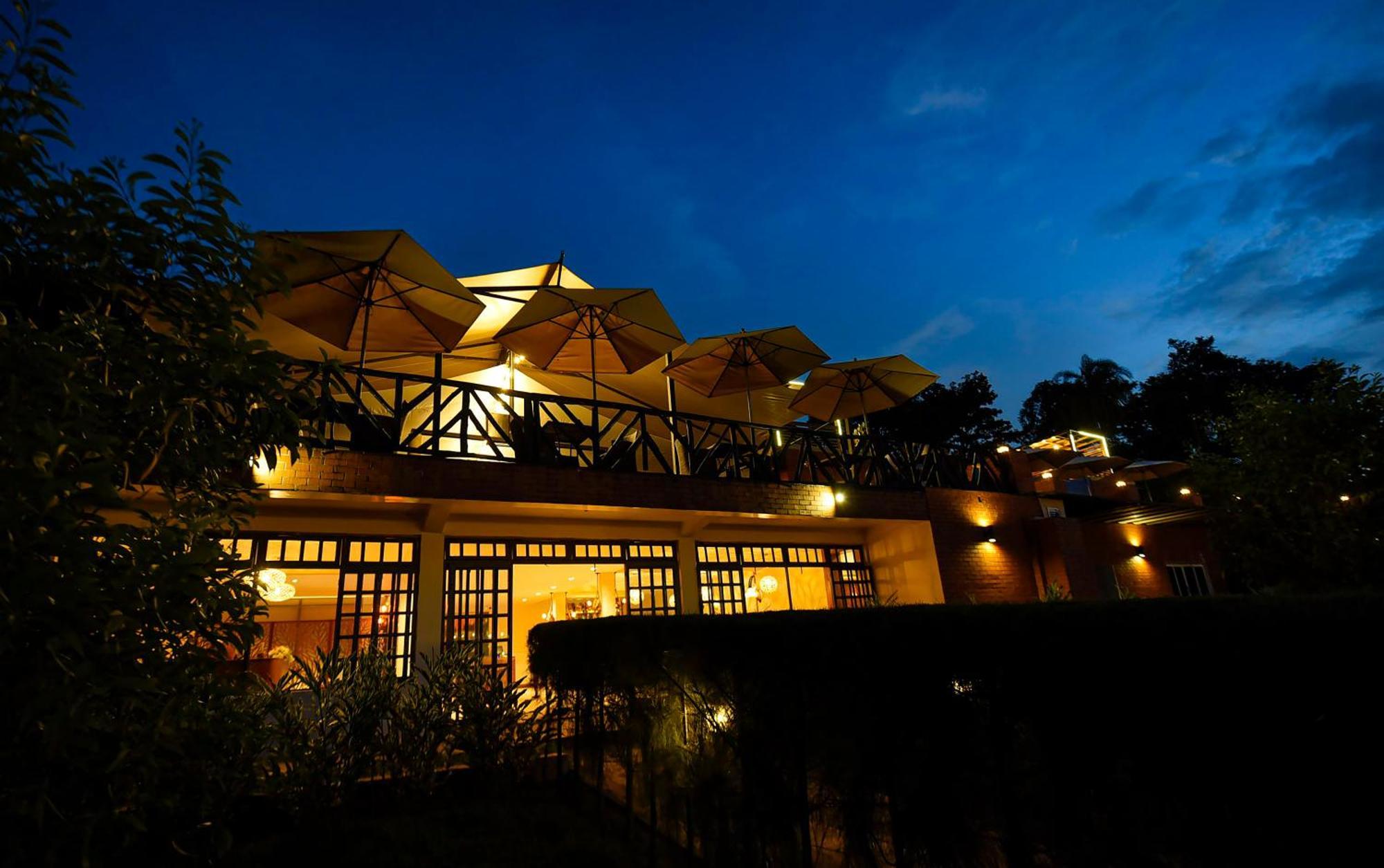 Divine Resort & Spa Kampala Exterior foto